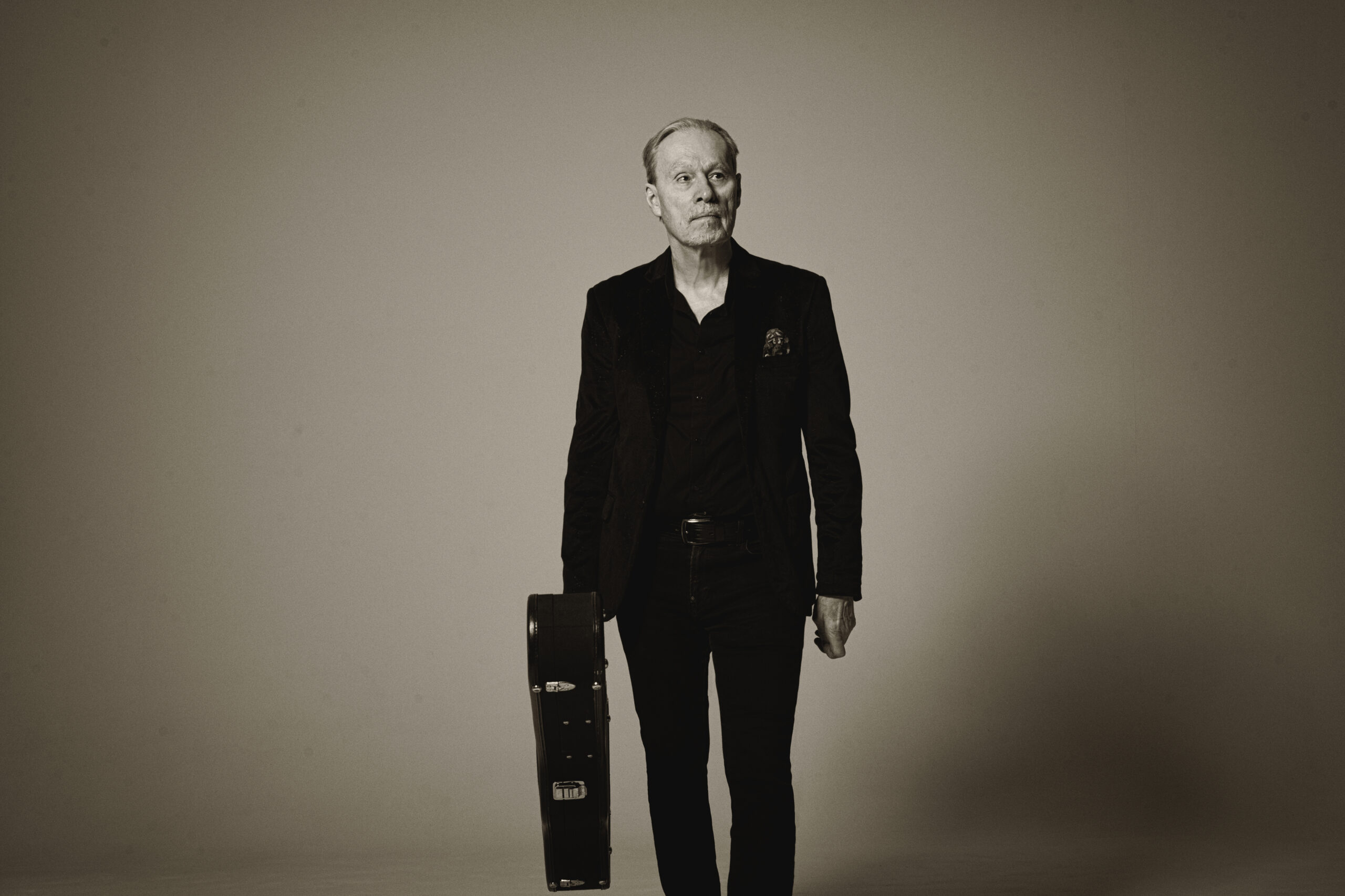 John Porter o słynnym albumie „Helicopters” i o planach…